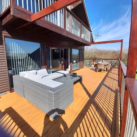 3 Bed Lodge With Ev Point Truro Eksteriør billede