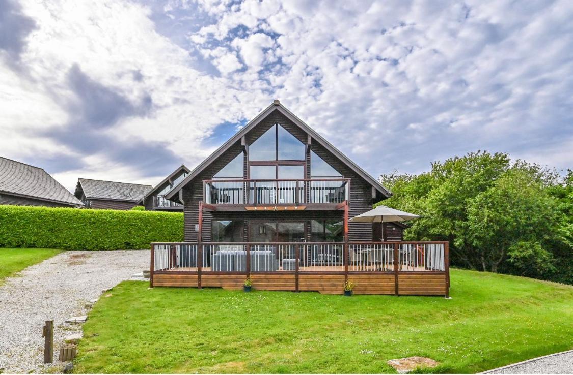 3 Bed Lodge With Ev Point Truro Eksteriør billede