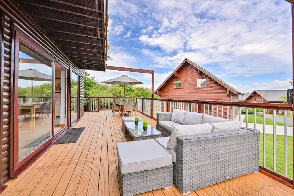 3 Bed Lodge With Ev Point Truro Eksteriør billede