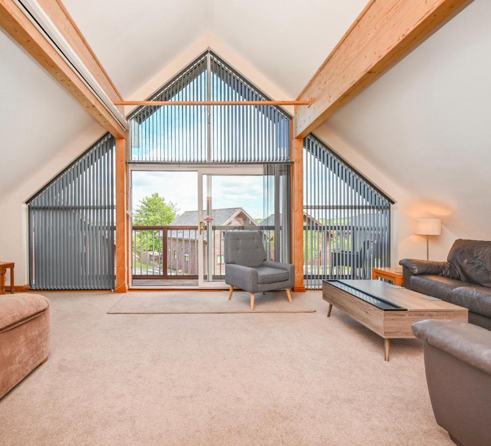 3 Bed Lodge With Ev Point Truro Eksteriør billede